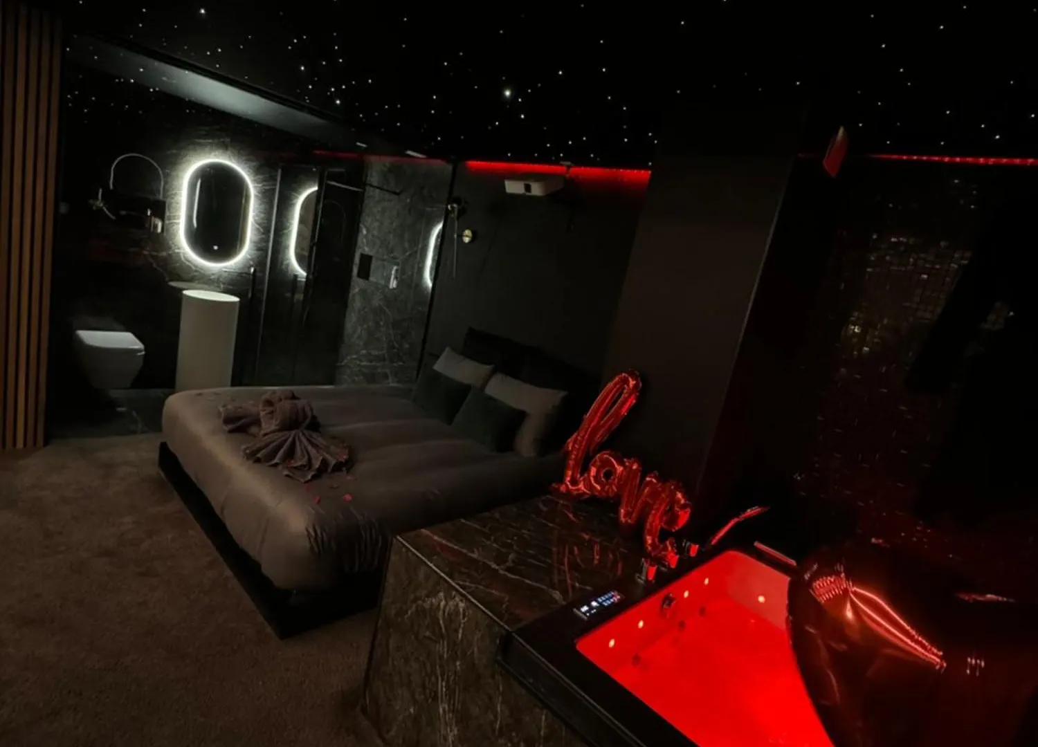 One Night Love Room Unique Tuluza